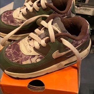 army fatigue air max 95